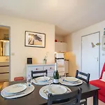 Les Balcons De L'atlantique-11 By Interhome
