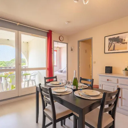 Les Balcons De L'atlantique-11 By Interhome *