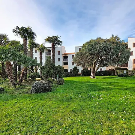 Apartment Les Balcons De L'atlantique-11 By Interhome Pontaillac